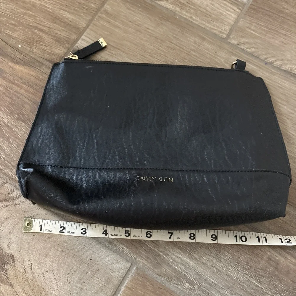 Calvin Klein‎ Leather Clutch Purse Black 12